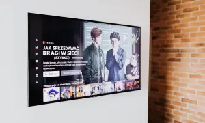 Zgubiony pilot? Włącz TV Philips bez pilota 5 metod!