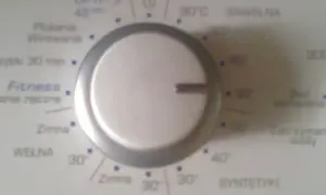 Mokre pranie? Jak włączyć samo wirowanie w pralce LG!