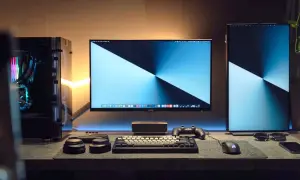 Jak ustawić monitor? Ergonomia, obraz, gry, 2 monitory poradnik.