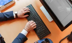 Delta Media Player: Jak zapłacić bezpiecznie? Koszty, plany, legalność