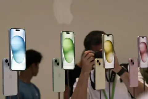 iPhone 15 w 2026: Czy warto? Aktualne ceny i najlepsze okazje