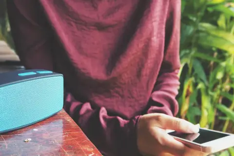 Aplikacja do zakłócania Bluetooth? Mit, prawo i legalne alternatywy.