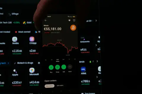 Jaka aplikacja do kryptowalut? Ranking, opłaty i bezpieczeństwo!