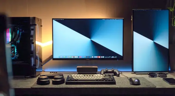 Jak ustawić monitor? Ergonomia, obraz, gry, 2 monitory poradnik.