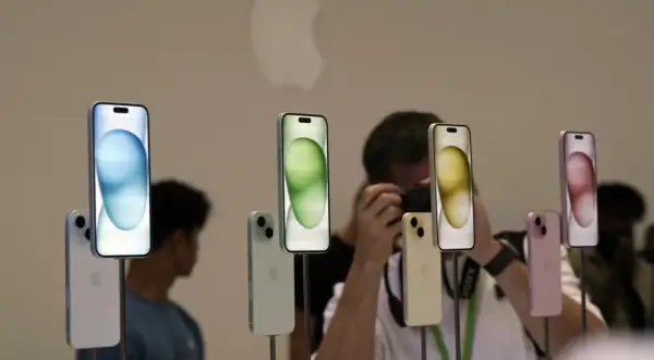 iPhone 15 w 2026: Czy warto? Aktualne ceny i najlepsze okazje